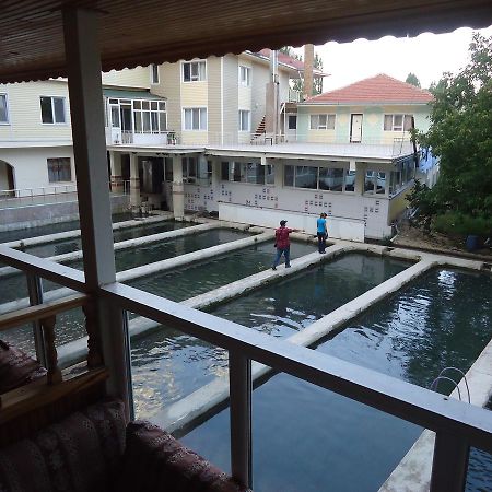 Alanlar Alabalik Ve Otel Ağlasun Esterno foto