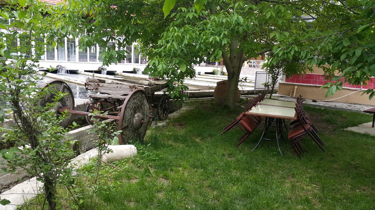 Alanlar Alabalik Ve Otel Ağlasun Esterno foto