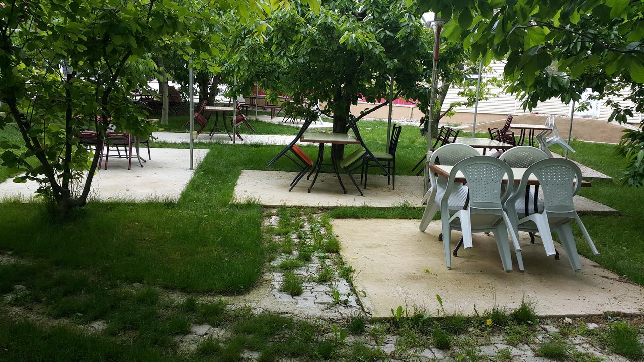 Alanlar Alabalik Ve Otel Ağlasun Esterno foto